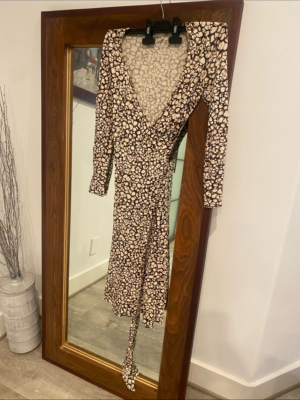 Classiques Entier Beige and Black Printed Long-Sleeve Wrap Dress